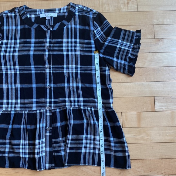 LOFT Black and White Plaid Ruffle Top - Picture 8 of 8